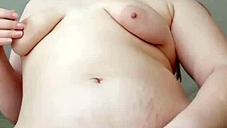 curvy swedish amateur agnes rose fingers wet pussy and squirts