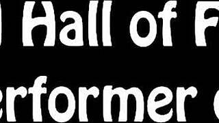 Teasing Milf Julia Ann Poses in Hot Shower!