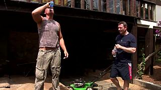 Threesome Queen Jade Sin