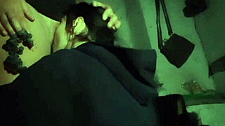 Girlfriend eats grapes and pussy simultaneously