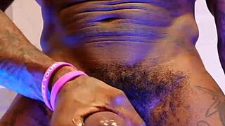 hey, worshipping that huge bbc from hallelujah johnson during game night at staples center, subscribe to my premium channel now