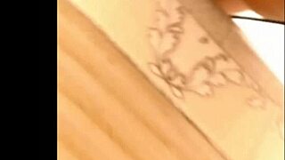 Webcam girl pees outdoors publicly