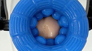 Watch The Rubjoy Robot Demonstrate Sex Toys!