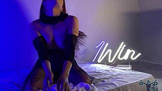 before live, the naughty lady gets wet for me