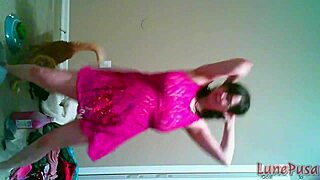 Slut Flaunts Huge Natural Tits!