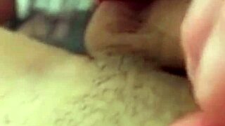 minha madrasta vem ao meu quarto para beber leite 😏