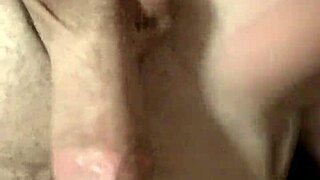 Man Gets Erect on Street