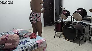 Wow, This Sexy Housewife Is Packing Her Backpack For An Exciting Vacation To Venezuela!