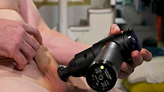 i massge big cock in slo-mo