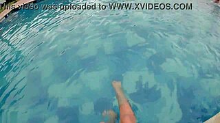 i watch sexys colombian lesbians making love... so hot!