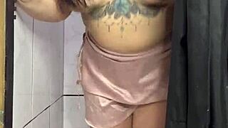Can This Tanned Sapatona With Giant Pica Enter The Famous Rio Store Dressing Room And Fuck The Client Until She Cums?