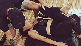 The gym instructor casually fucks the young girl in a reality scene