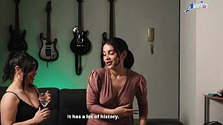 romantic sexy lesbians dancing bachata and scissoring 😘