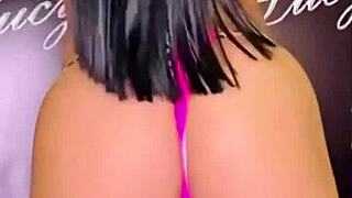 This pretty young woman looks amazing in lingerie 😍👗