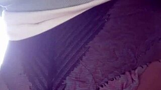 i love elza kom in those nylon tights. her big ass is so worship-worthy.