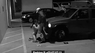 slut blows security guard to get out of fine