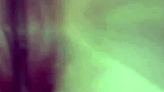 What happens in samantha's bath tub with abigail mac?