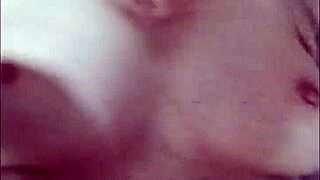 Watch this housewife orgasm in homemade POV