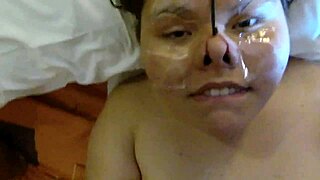 a good anal slut has her asshole wide open 😈