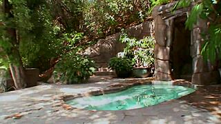 Victoria White Is A Hot Stepsister Masturbating