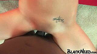 I, as a brunette waitress, got a creampie from a bbc, it was so wet!