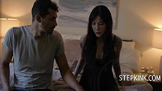 Stepsis Complains About Boyfriend's Bed Skills