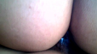 Putita amateur, gime de placer while fucking!