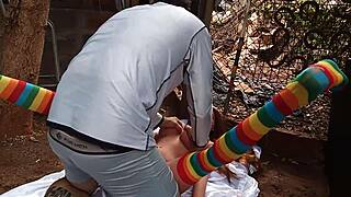 leitinho na buceta da amiga com sex toy