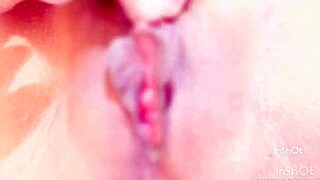 i'm masturabting my clit durin this asian massage wit bdsm elments, it's so intnse