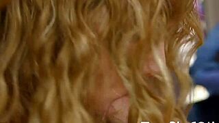 Spicy sexy gal is seducing hunk with her naughty fellatio