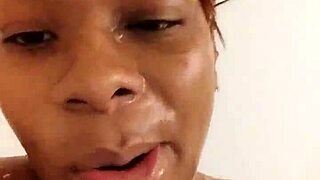 Having shower fun with BBW Danielle, so steamy and wet! 💦