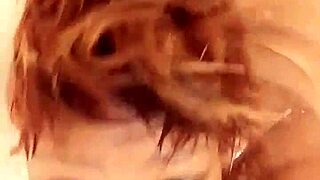 Having shower fun with BBW Danielle, so steamy and wet! 💦