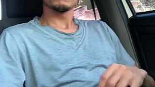 Amateur Masturbates in Car During Daylight