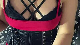 Minha Diabinha Submissa Debora Prado Fumando E Masturbando Meu Pau Gostoso Antes De Fazer Um Boquete Guloso