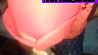 Amateur Latina Milf Admires And Worships Beautiful Ass With Passionate Blowjob