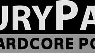 Steamy Outdoor Double Penetration While No Ones Around