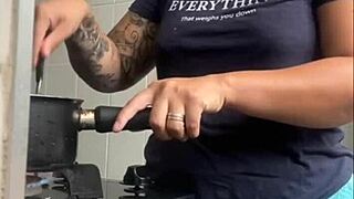 would you eat this big pussy or are you grossed out by it?