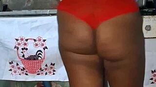 Crente Safada Na Cozinha