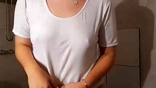 this sexy latina milf is moving her big ass around in the bathroom 😏