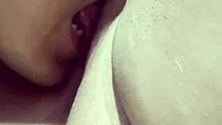 Intensely licking the pussy of a mature Latina housewife in the gym.