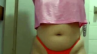 showing my big pussy online