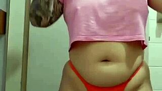 showing my big pussy online