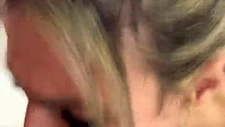 Puta safada me ofereceu um pix de 1000 ou um boquete misterioso, with deepthroat, choking, and outdoor action.