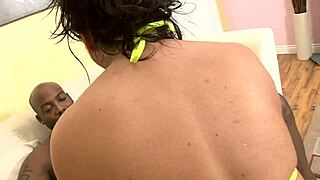 Vannah sterling says give me that big black cock in my pussy