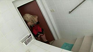 cindy dollar's asshole gets deeply fucked on bed, with fingering and gaping