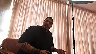 Behind scenes anal assfucking with big cock pornstar.