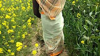 Indian Outdoor Sex Desi Teen 18+ Fucking In Hindi