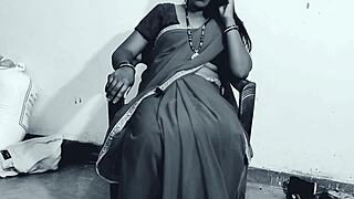 chhinar plays holi with young mother-in-law chicks