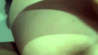 Empezando a follar amiga por dinero