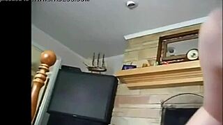 stepsister gets fucked by stepbrother on webcam 😏 camzbook.com